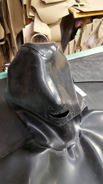 Latex Bondage Schlafsack optional chloriert kaufen